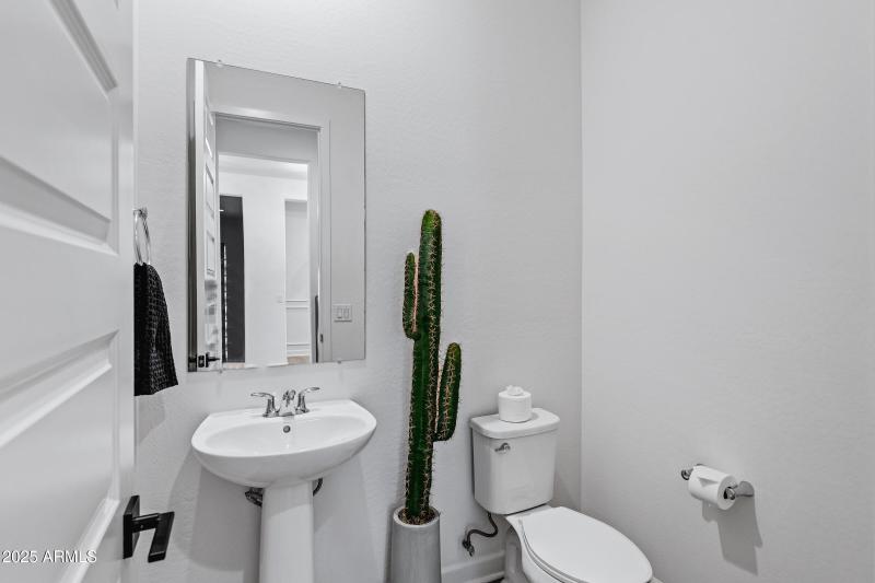 4030 W Serpentine Dr-32