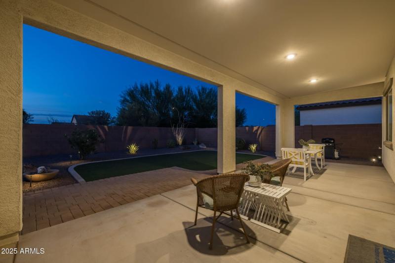 50-web-or-mls-2228 W Caldwell St, Phoeni