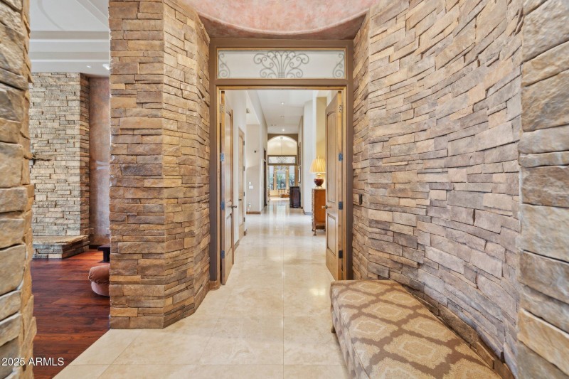 Entry to Primary Suite