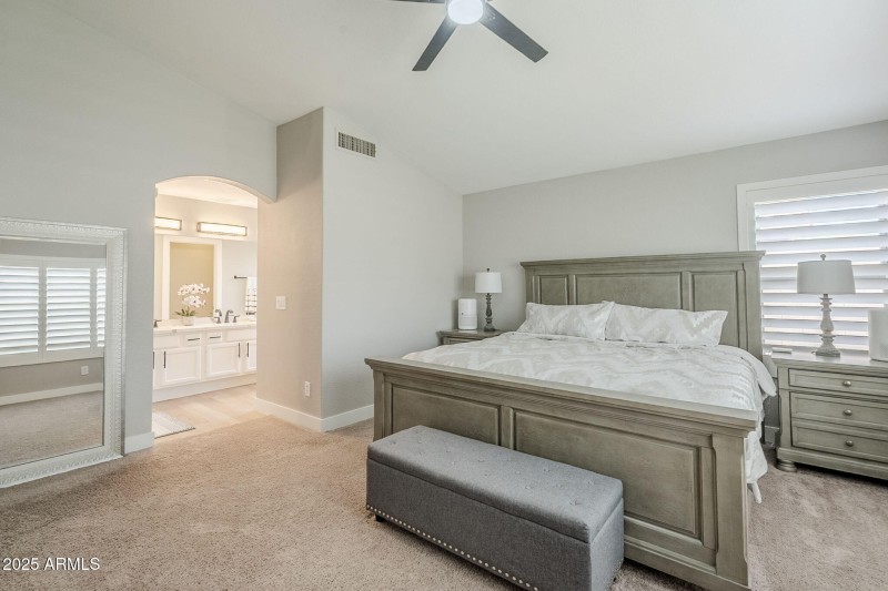 23-web-or-mls-Millbrae-23