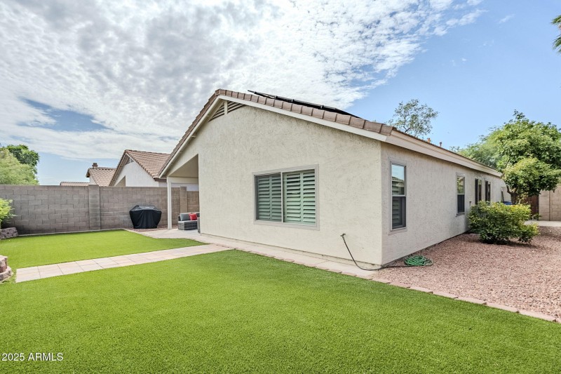 36-web-or-mls-Millbrae-36