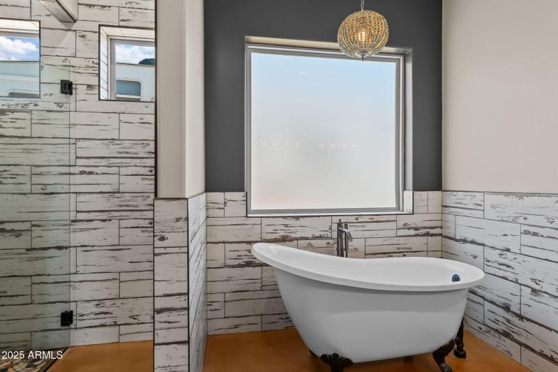 25-web-or-mls-DSC09281