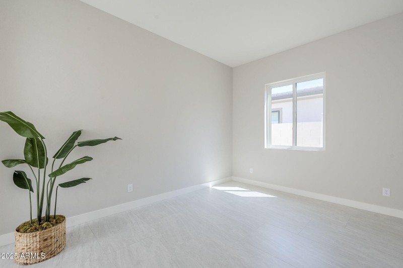 24-web-or-mls-Misty-24