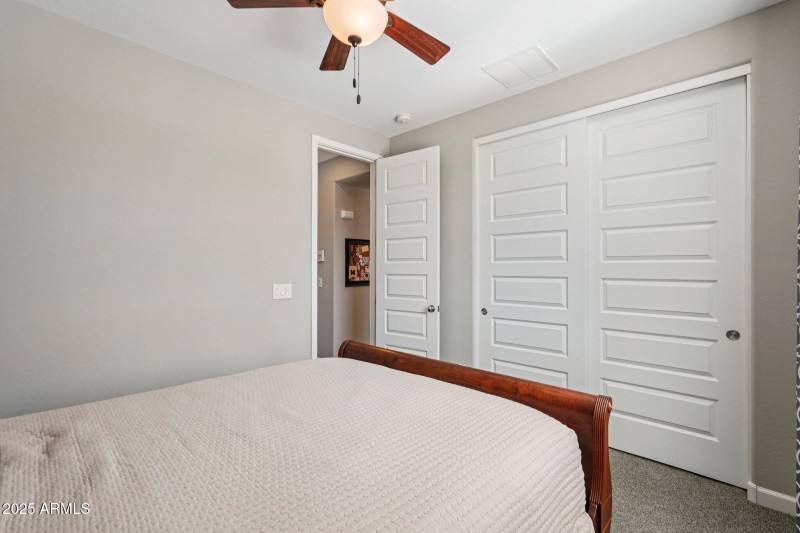 31-web-or-mls-S Girard St-S2908-031