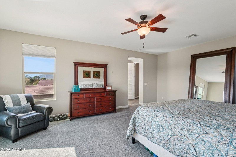 51-web-or-mls-S Girard St-S2908-051