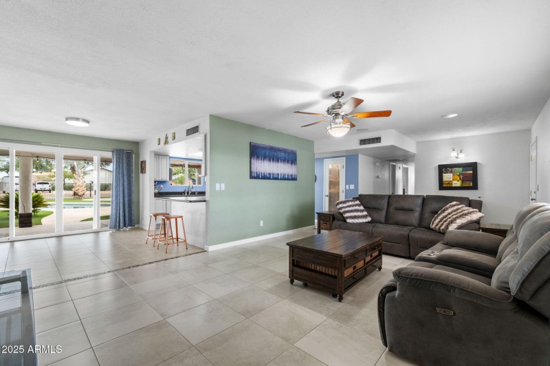 10__9430 W Mariposa Grande Ln