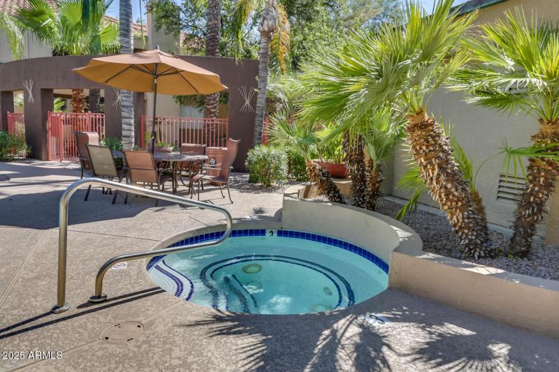 Heated Community Hot Tub