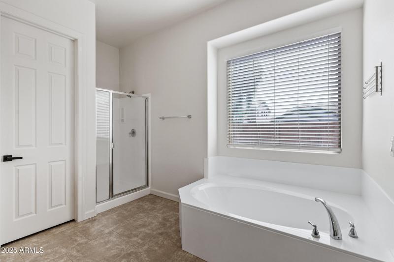 3111 E Canyon Creek Dr-34