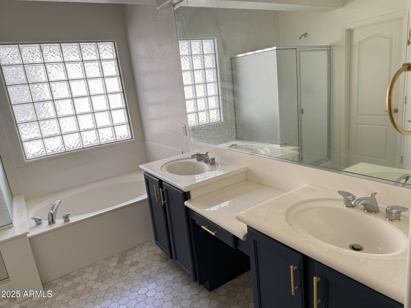 Mstrbath Dbl. Sink