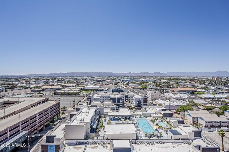 37-web-or-mls-4th St-37