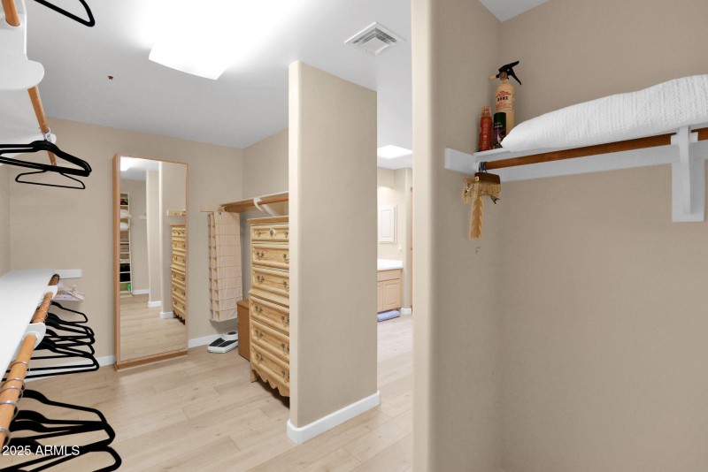 28-web-or-mls-P1292512