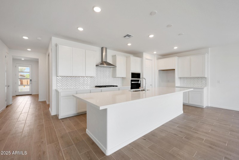 PHX_Landmarke_Lot 1070_Aqua_839_Kitchen