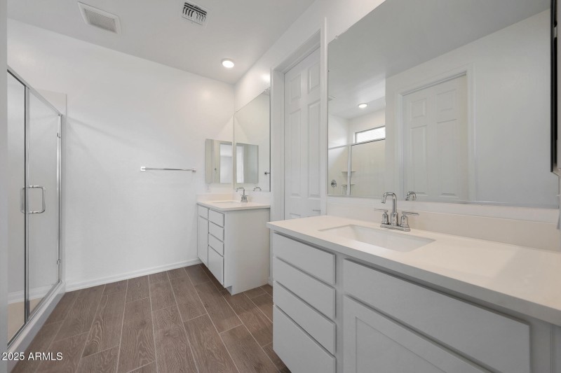 PHX_Landmarke_Lot 1070_Aqua_839_ownerssi