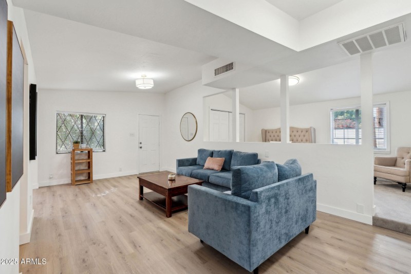 Guest House Family Room