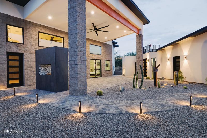 13036 North 23rd Pl, Phoenix, AZ 85022,