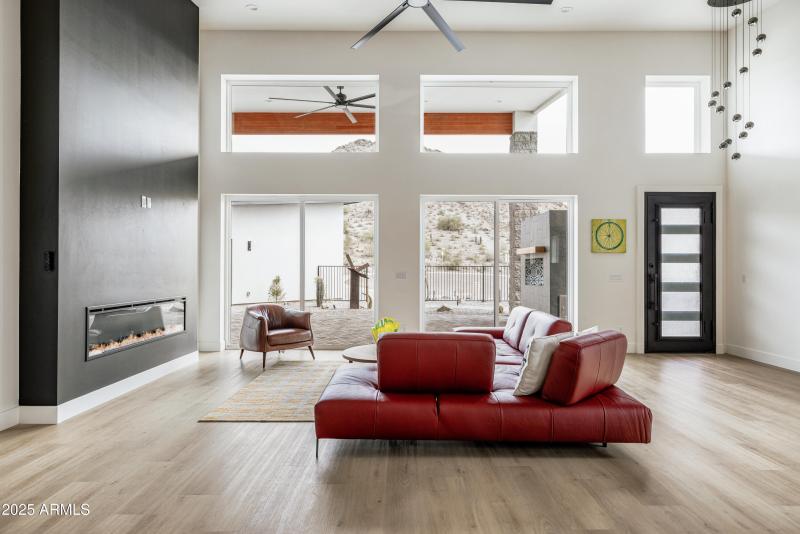 13036 North 23rd Pl, Phoenix, AZ 85022,