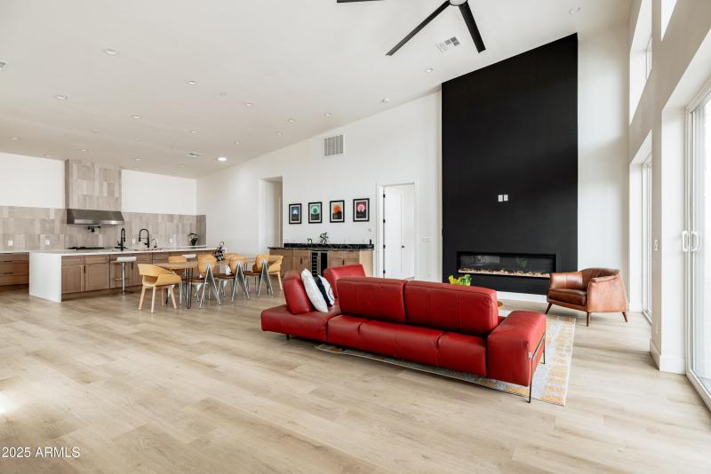 13036 North 23rd Pl, Phoenix, AZ 85022,