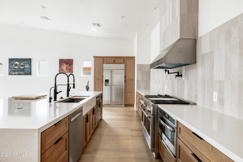 13036 North 23rd Pl, Phoenix, AZ 85022,