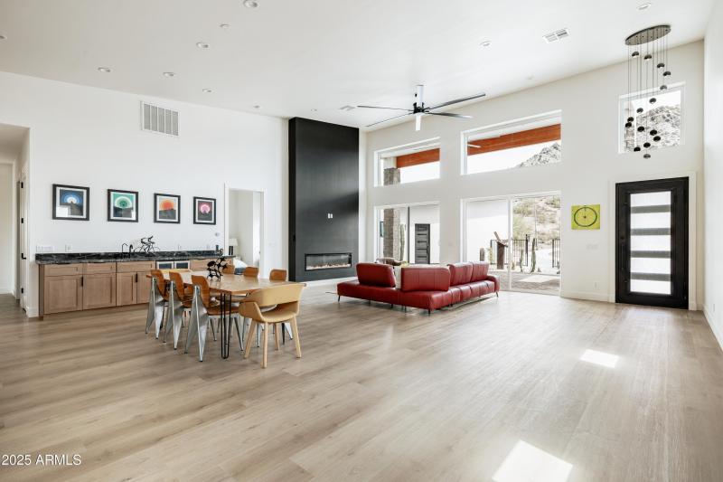 13036 North 23rd Pl, Phoenix, AZ 85022,