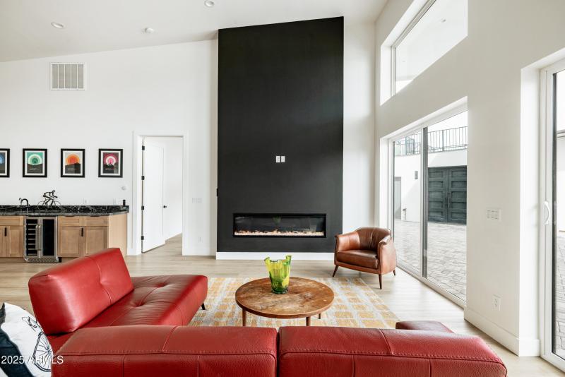 13036 North 23rd Pl, Phoenix, AZ 85022,