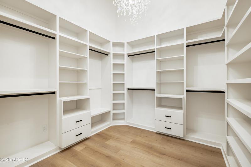 13036 North 23rd Pl, Phoenix, AZ 85022,