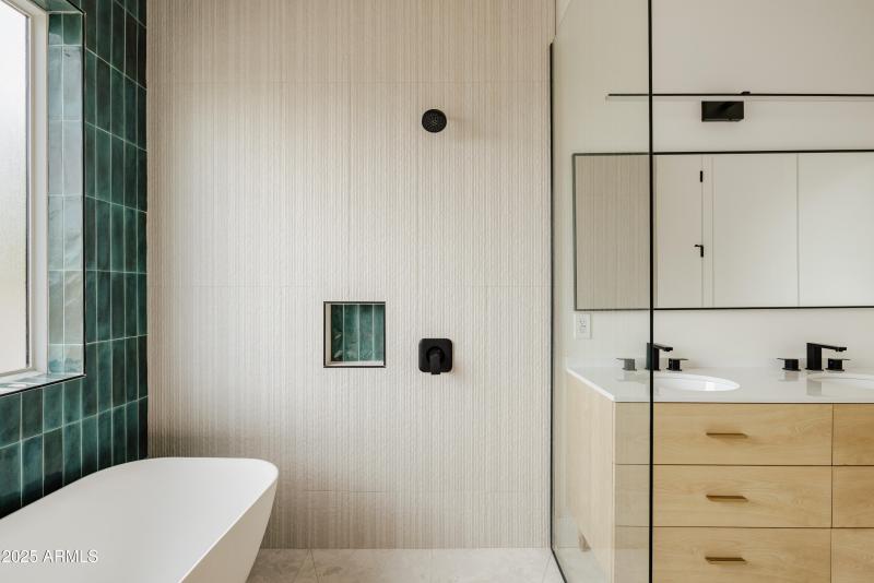 13036 North 23rd Pl, Phoenix, AZ 85022,