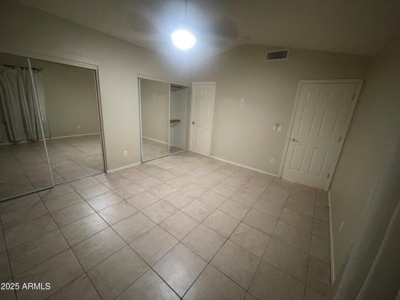 10379 W Tonopah Dr 25