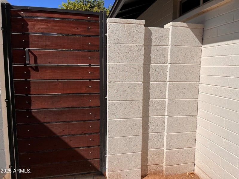 HUGE FRONT SIDE STORAGE