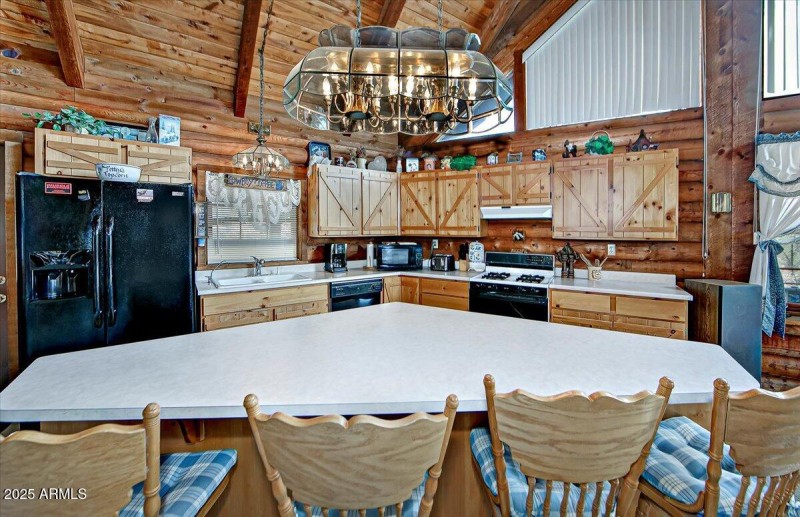 16-Kitchen