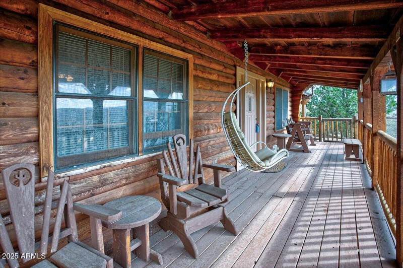 08-Front Porch
