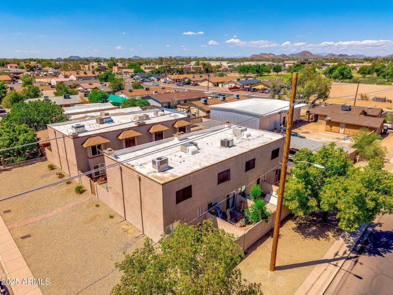 27-web-or-mls-ext_-52