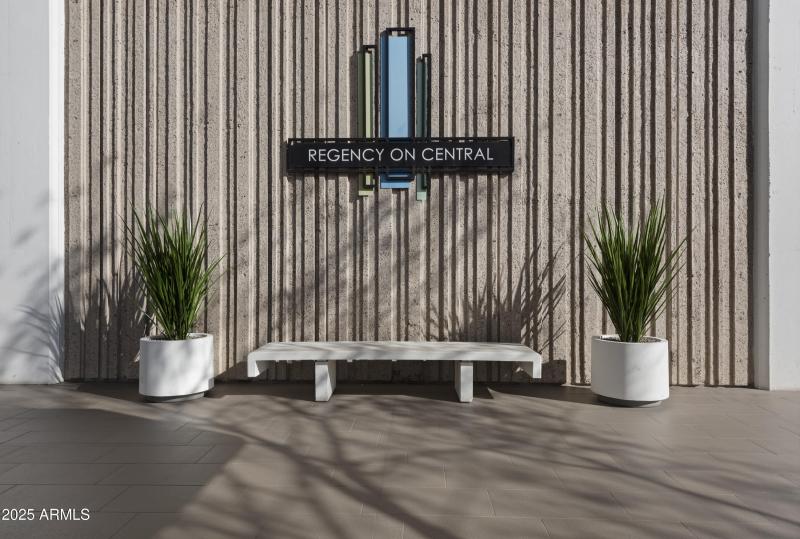 05 Regency on Central