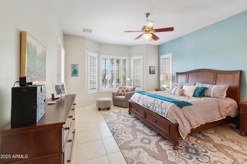 4267 E-023-046-dlb-MLS_Size