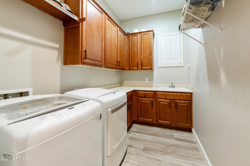 4267 E-031-041-DLB 4173-MLS_Size