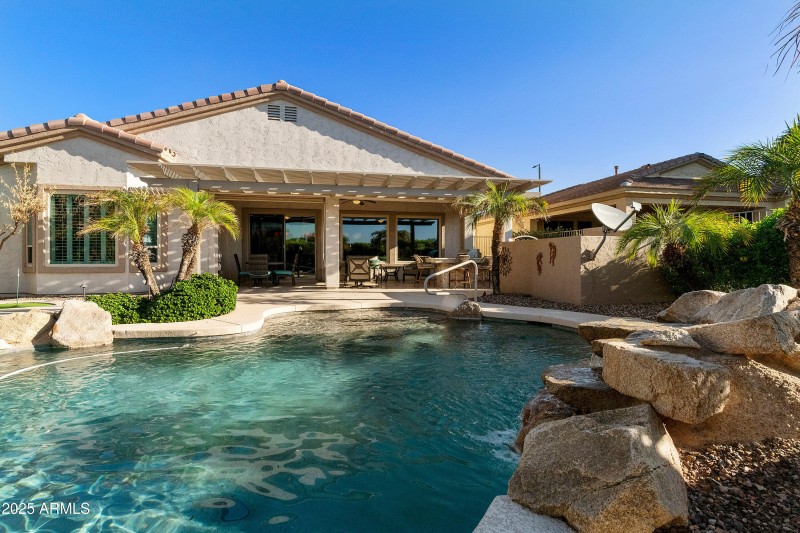 4267 E-038-035-DLB 4180-MLS_Size