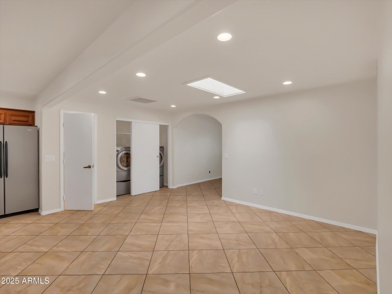 18-3421 W Country Gables Dr-18