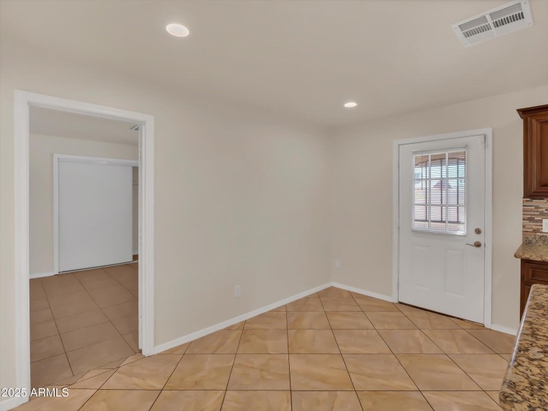 20-3421 W Country Gables Dr-20