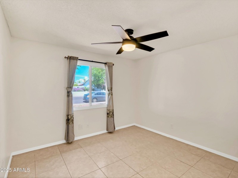 29-3421 W Country Gables Dr-29