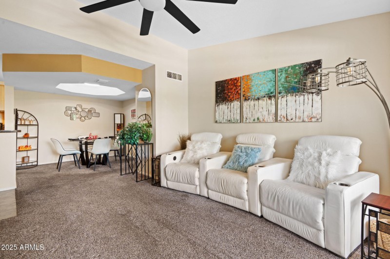 27-web-or-mls-1880-e-morten-ave-221