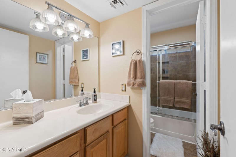 35-web-or-mls-1880-e-morten-ave-221