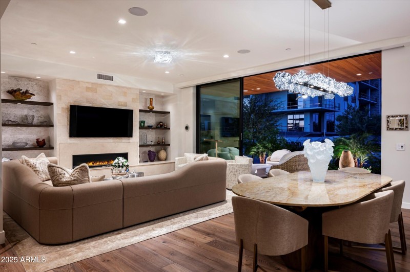 014_Great Room Twilight