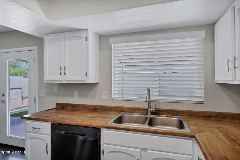 4707 W Annette Cir-17