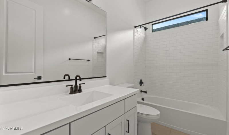 FSVV 3C Lot #28 Hall Bath (Large)