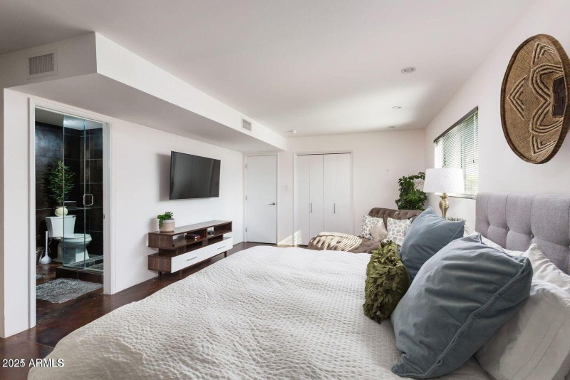 Master Bedroom with king bed, large flat