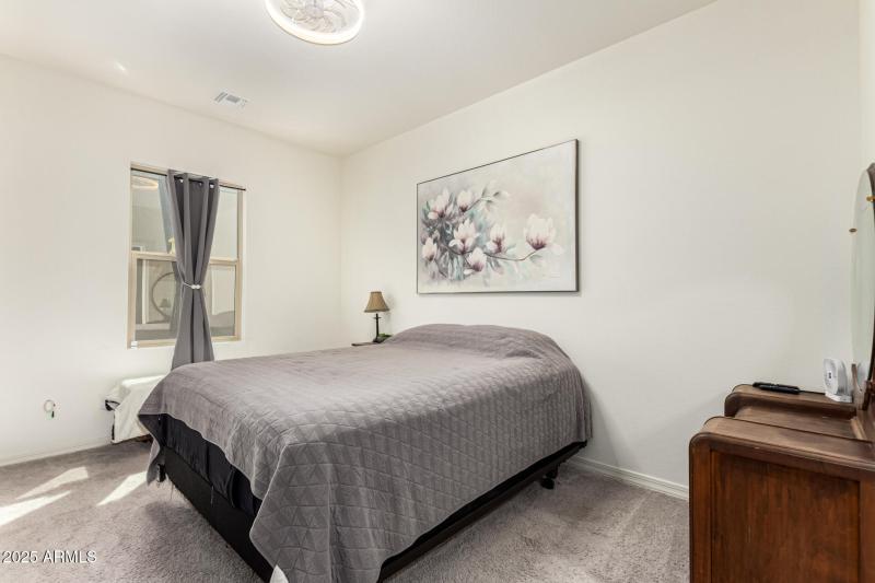 New Bonnet - Bedroom #1 1