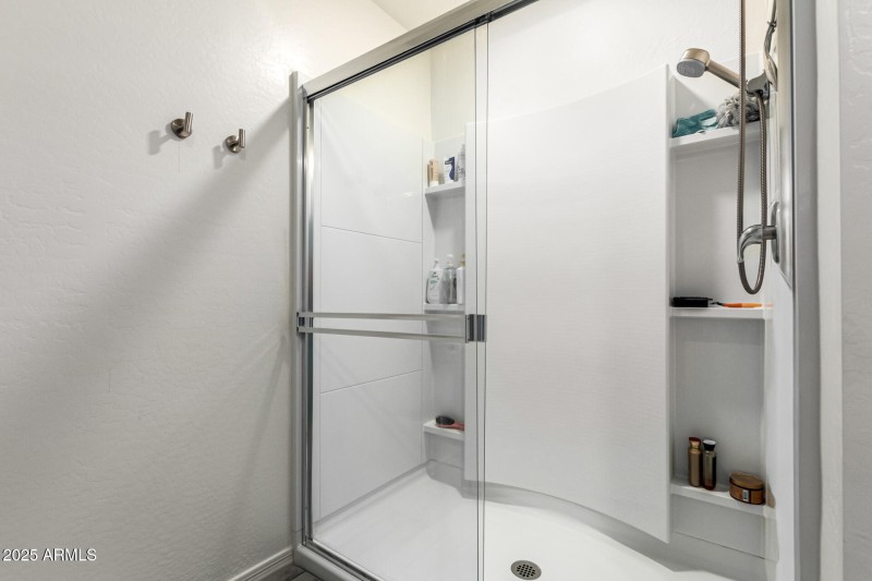 New Bonnet - Primary Ensuite Bathroom 2