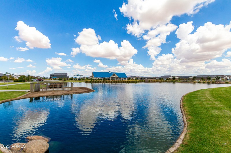 New Bonnet Community 1