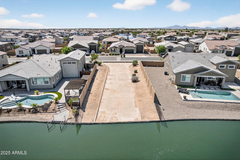 73_072_217_agent_mclake