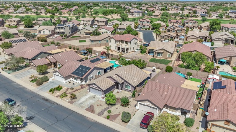 Neighborhood View2