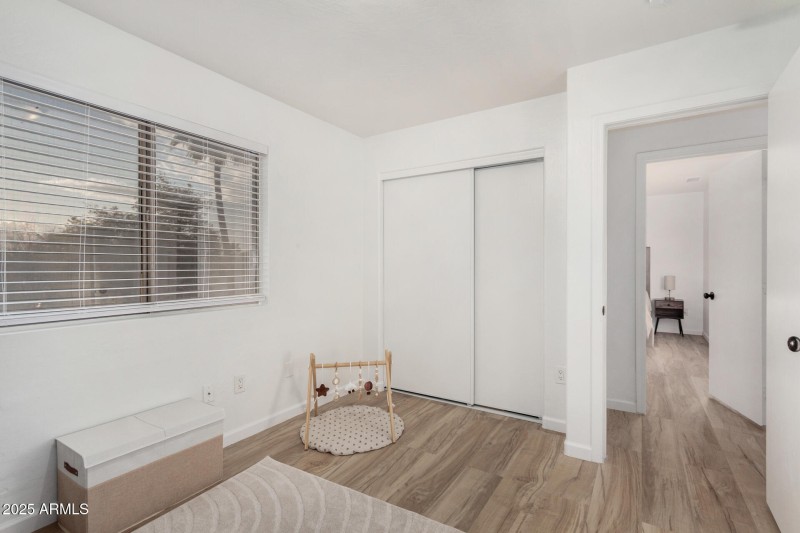 Flexible Bedroom Layout